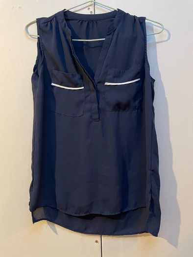 Bundle of Women Tops (8)