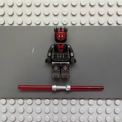 lego Star Wars sw1155 Darth Maul minifigure- Printed Legs with Silver Armor