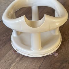 Baby bath seat