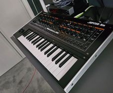 Roland Jupiter Xm, Roland TR-09, Genelec 8010a x 2, Boss Rc 505mk2, Behringer TD3, Mackie ProFX10 v3