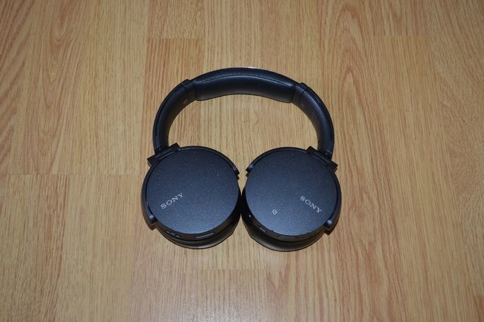 Sony MDR-XB950N1 Bluetooth Noise cancelling, Extra Bass Headphones