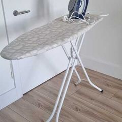 Iron & Ironing Board