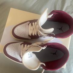 Air Jordan 1 Mid