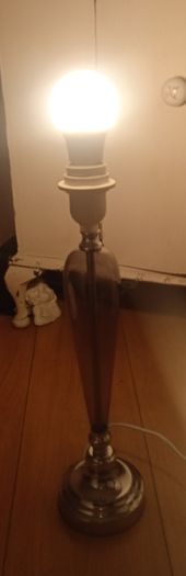 Table lamp