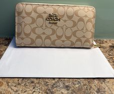 coach style purse