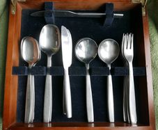 Vintage Boxed Cutlery Set