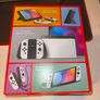 Nintendo Switch OLED Image 2