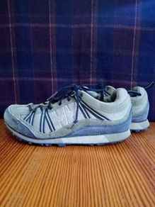 Helly Hansen trail shoes walking hiking 7 40 khaki green