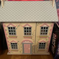 Dolls house
