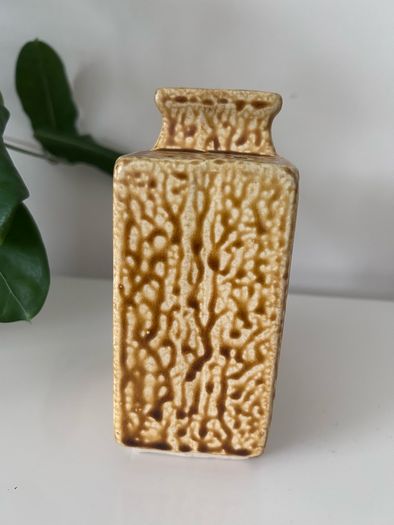 Vintage Lamp base, probably Enesco, Japan