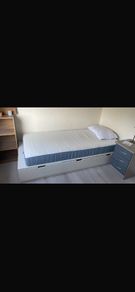 Single bed + mattress
