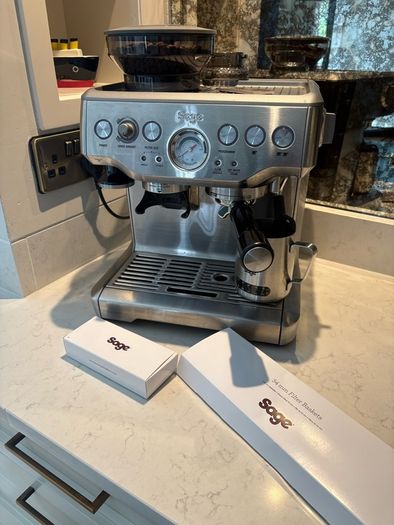 Sage Barista Express Coffee Machine