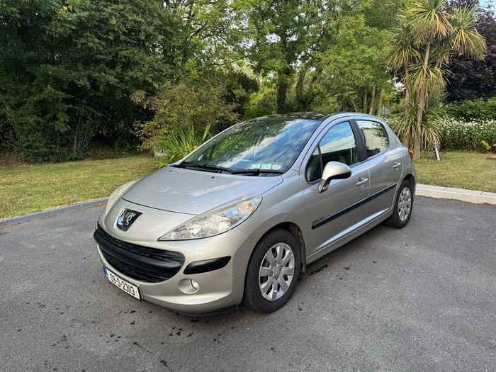 Peugeot 207 Biarritz 1.4 5 Door 2009