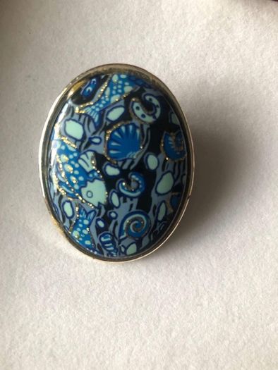 Vintage costume brooch
