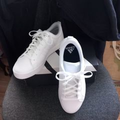 Adidas pace white trainers 8/42