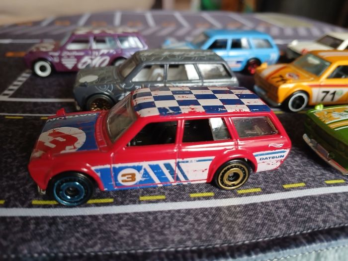 1/64 Hot Wheels Datsun 510 Wagon Lot x 7, Mystery Models, 5 Pack Loose Vgc