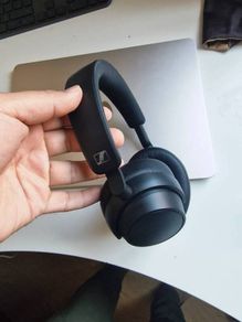 sennheiser accentum plus in like new condition