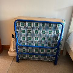 Single Bed Pull Out Bed and Mattress