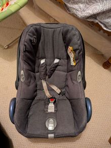 Maxi-Cosi CabrioFix Car seat & Base