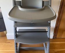 Stokke Tripp Trapp Seat, Cushion, Tray, Harness & Baby Set Package