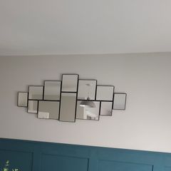 Wall mirror