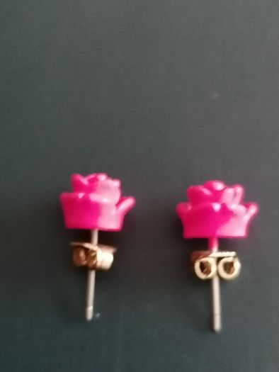 selection of earrings, 5 euros each