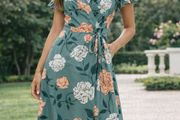 Beautiful Ladies Floral Wrap Dress: Size 10