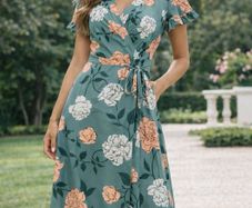 Beautiful Ladies Floral Wrap Dress: Size 10