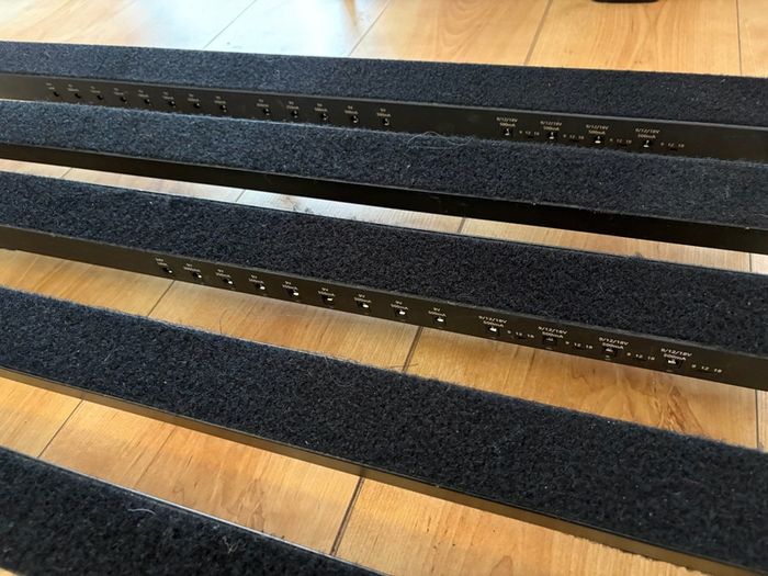 Pedal Board with 2 integrated (Rechargeable) PSU's