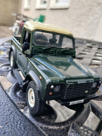 Britains Land Rover Defender