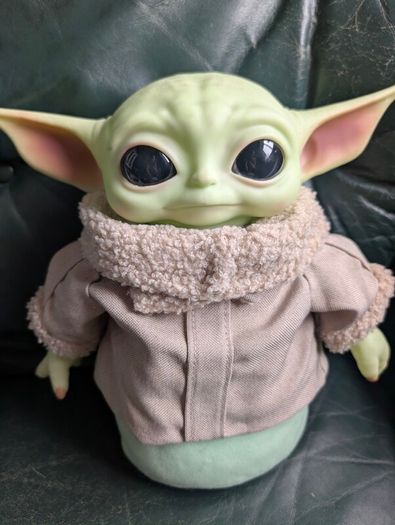 2 Star Wars Mandalorian Baby Yoda"s