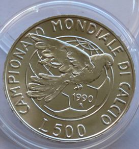 Silver Italia 90 Italy 1990 World Cup BUNC Football FIFA coin