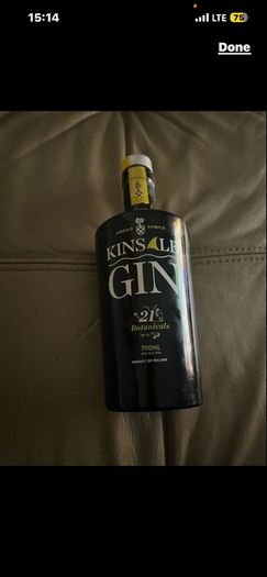 Decorative or collectible empty bottles vodka  whisky, gin, Irish whiskey Connemara whiskey Jameson powers ballantines Johnnie walkers TEELING disaronno Irishman Hennessy Drumshanbo Gunpowder Irish Gin vodka whiskey empty Bottle Jack Daniels Bombay sapphi