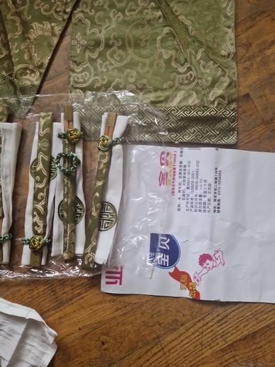 chopsticks napkins & placemats