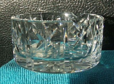 Hand-made lead crystal ashtray (3.5" Diameter)