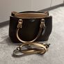 Guess bag Image 3