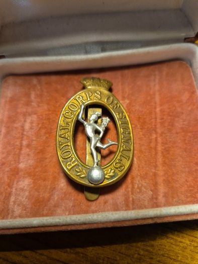 Ww2 Royal Corps Of Signals Cap Badge