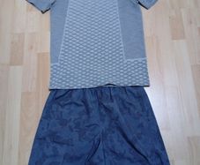 Under Armour T-shirt & Shorts Set