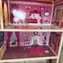 Large doll house Image 2