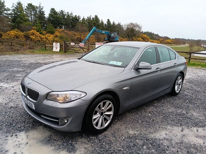 BMW 5-Series 2012