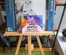 Art set .Easel, cartridge paper, acrylic paints