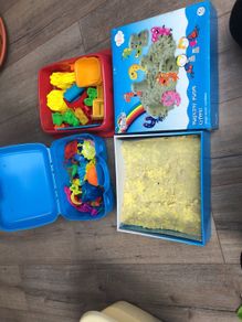 magic/kinetic sand