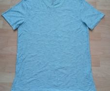 Quicksilver T-shirt ((Adult L))