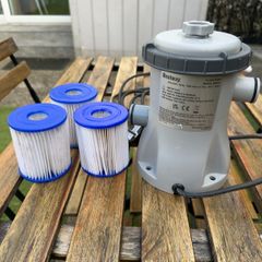 Bestway Flowclear Pool Filter Pump 1249L/h + 3 Filters