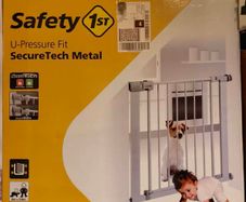 Safety 1st U- pressure fit gate