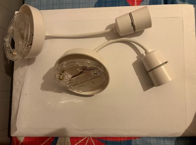 Light fixtures (8 nos.)