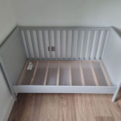 ikea cot