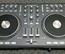 Numark Mixtrack Pro