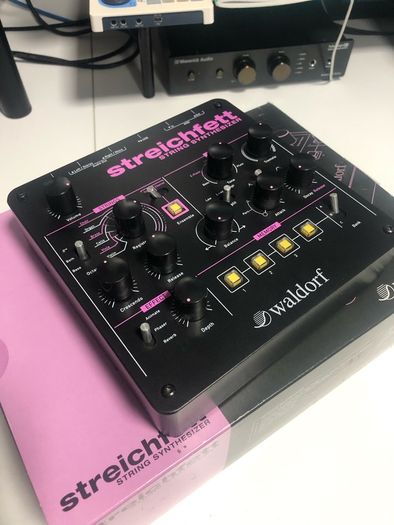 Waldorf Streichfett String Synthesizer