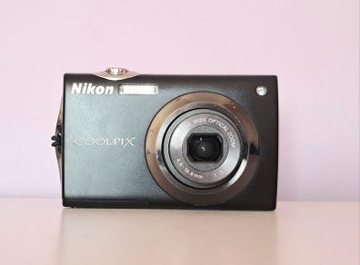 Nikon Coolpix S4000